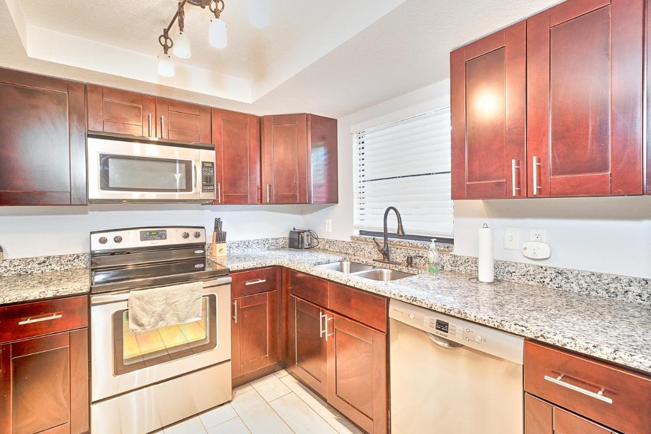 South Tampa Retreat Fenced Yard, Top Location! Bagian luar foto
